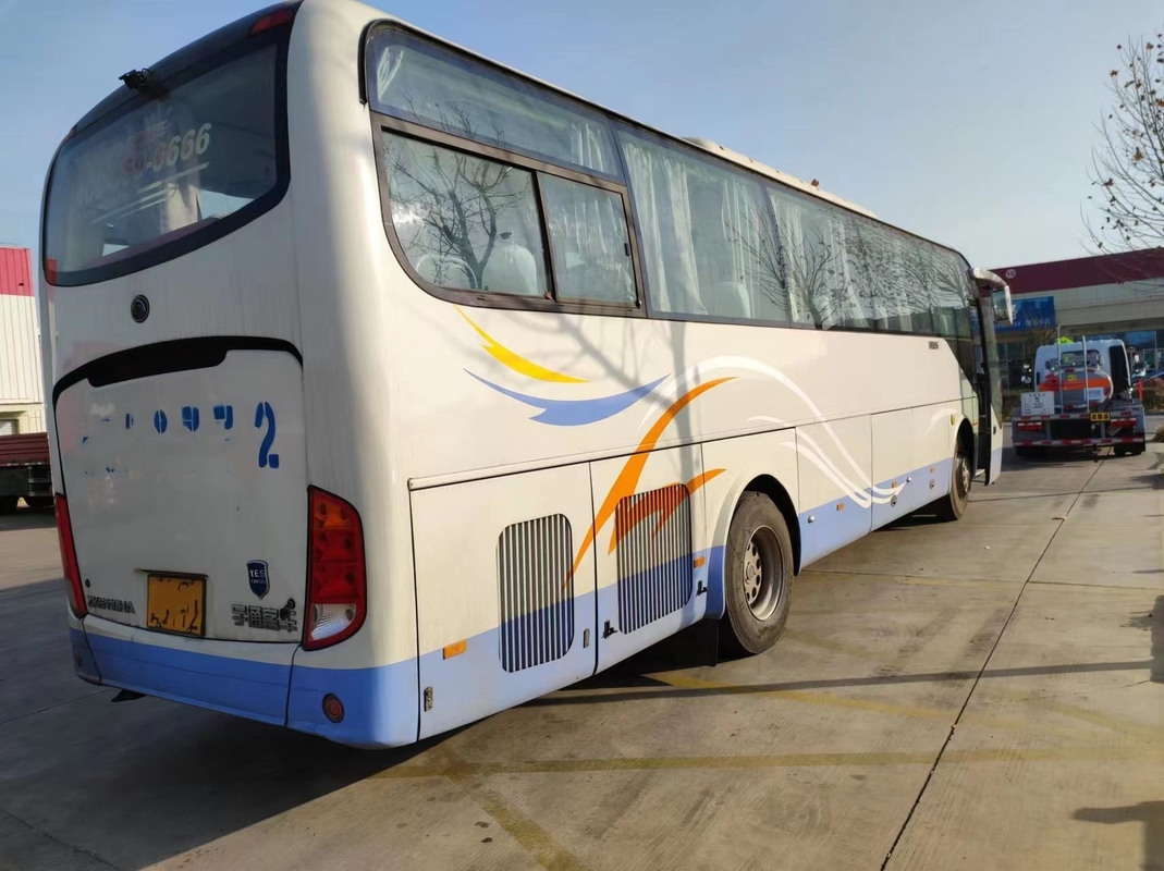 Bus Diesel Bekas Bus Steeing Kanan Yutong Zk6110 2 + 3 tata letak 62 kursi Bus Mesin Yuchai Belakang