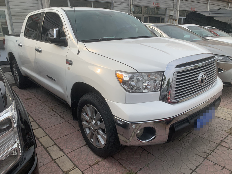 Truk Pickup Bekas 4x4 Diesel Toyota Pickup Truck Land Cruiser Pickup Truck Dijual