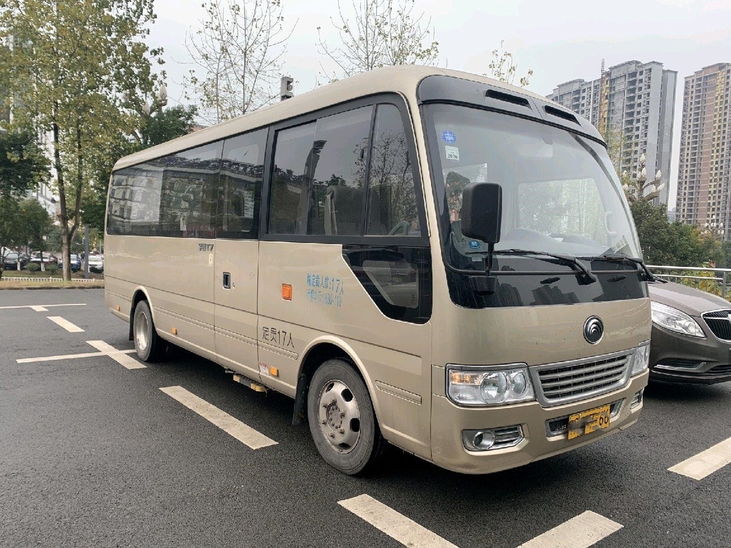 Mesin Diesel Bus Yutong T7 17 Kursi Transmisi Otomatis Bensin 2018 Second Hand 17 Seater