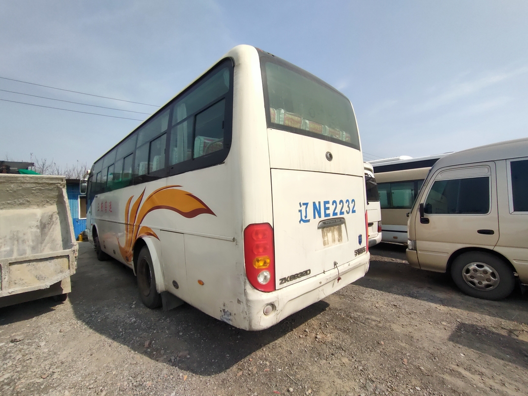 Bus Pelatih Bekas MINI Van 43seater Penggerak Tangan Kanan Suspensi Pegas Daun Yutong Dengan Kondisi Udara