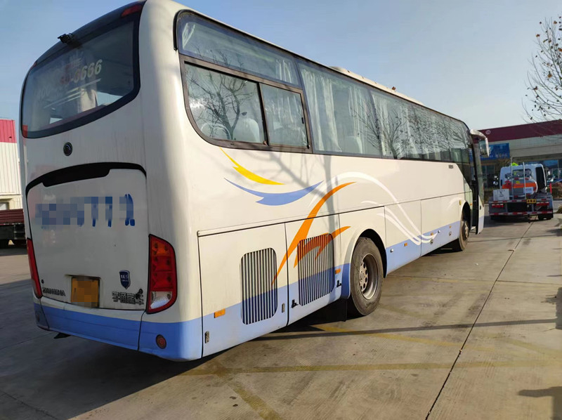 Bus Komersial Bekas Bus Yutong Tahun 2014 ZK6110 60 Kursi RHD Bus Perjalanan Bekas
