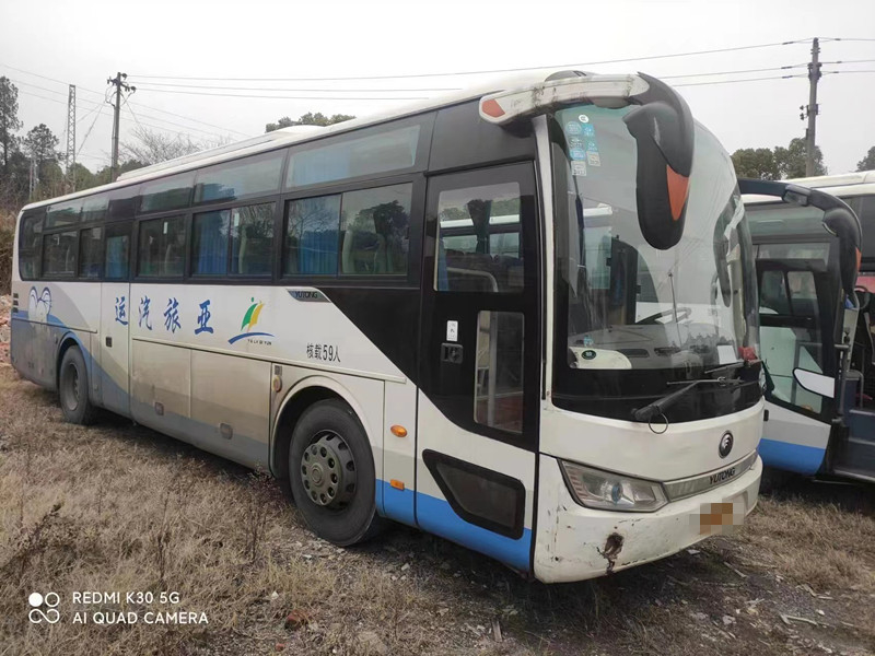 Bus Dan Coach Bekas Tahun 2016 Yutong ZK6115 Bus Bekas Harga Bus Mewah Bus 60 Seater
