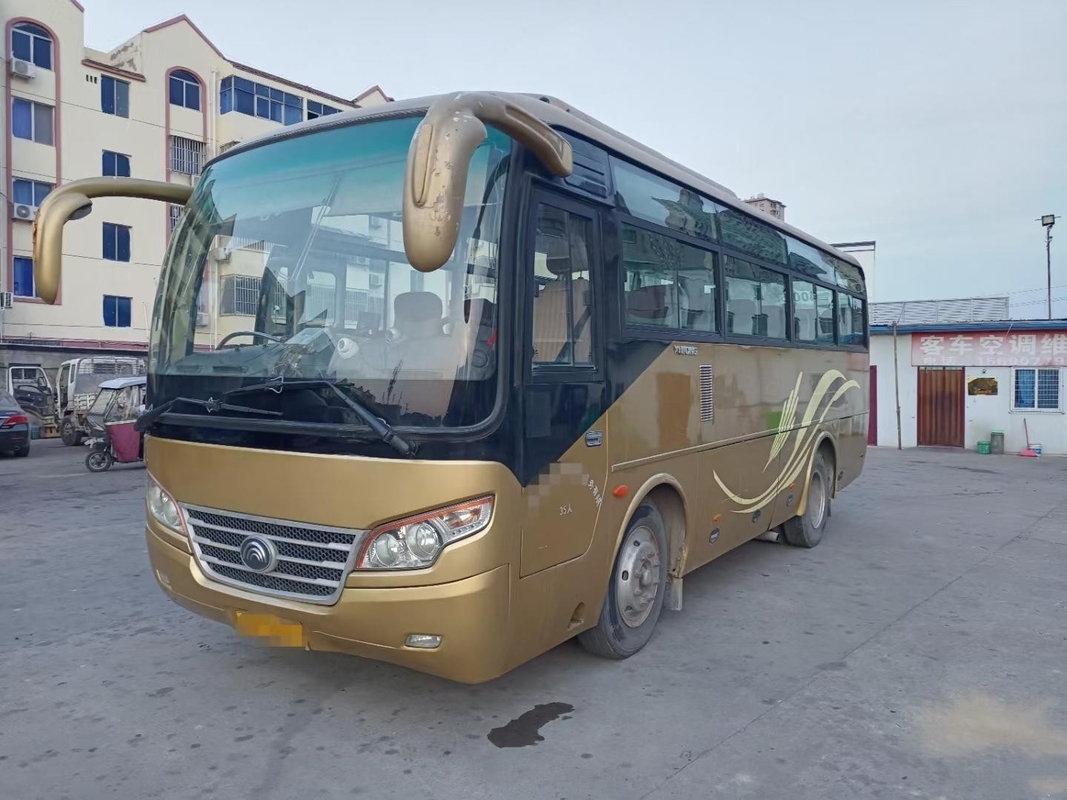Bus Mesin Depan Jarak Jauh 35 Kursi Yuchai Engine Yutong Bus ZK6792D Air Conditioner