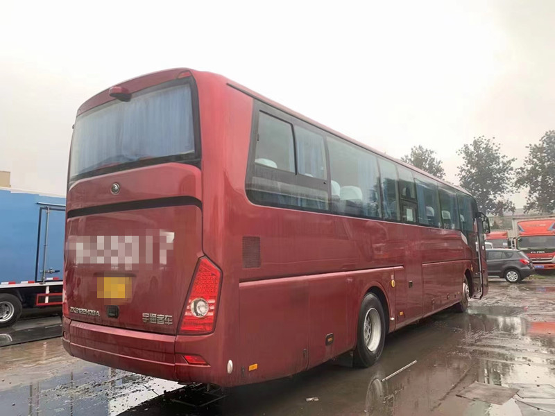 Bus Sekolah Bekas 2014 Tahun 55 Kursi Bus Yutong Bekas Zk6122 Bus Mewah Dijual