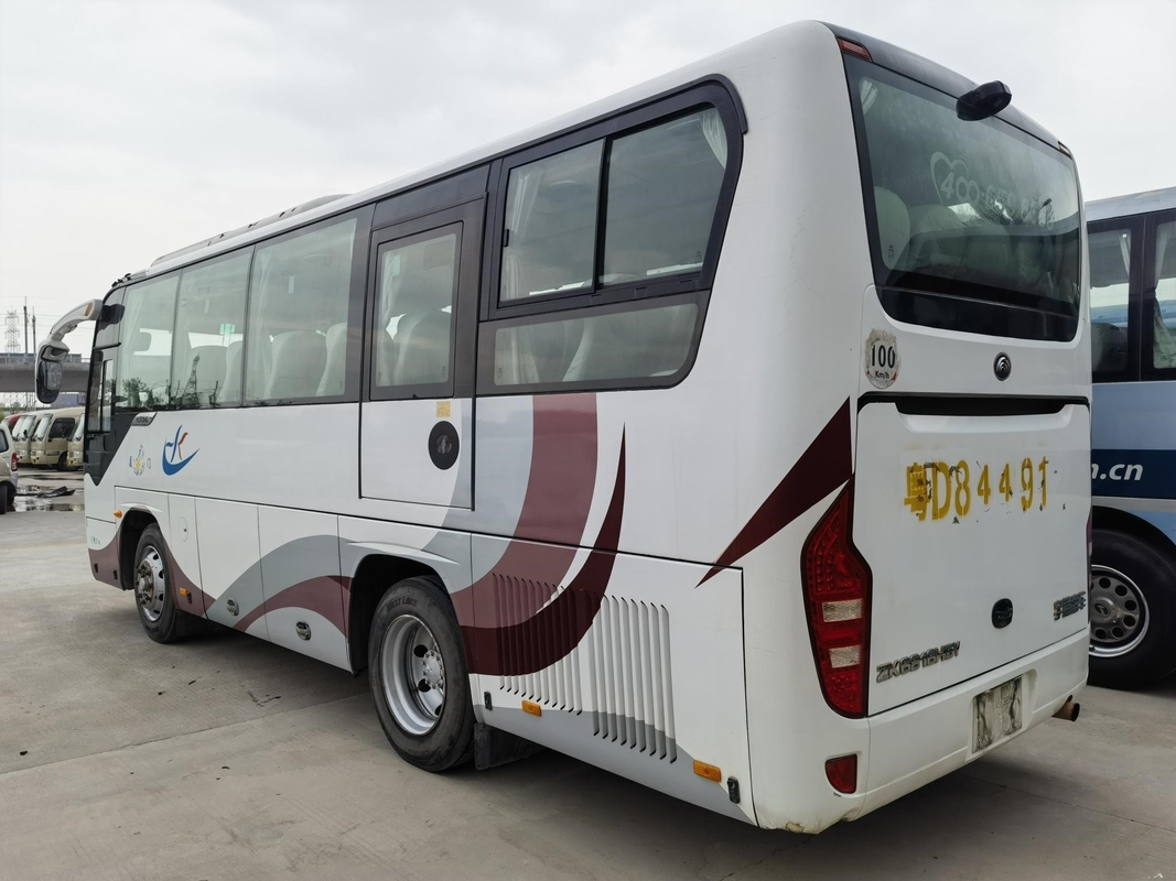 Pelatih Motor Bekas Yutong Bus ZK6816H5Y 34 Kursi Pendingin Udara Mesin Yuchai Bekas