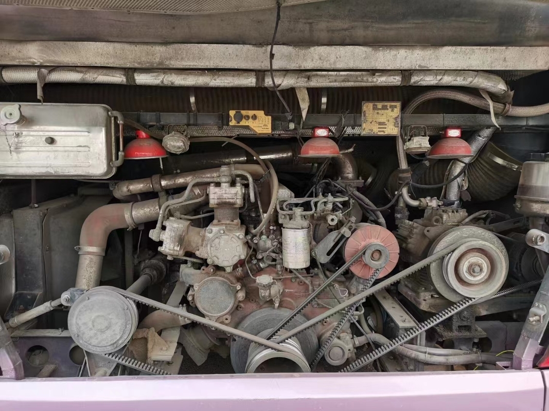 Old Coach 61 Kursi 2014 Tahun Bekas Yutong ZK6147 Bus Double Axlebrake Bus Mewah