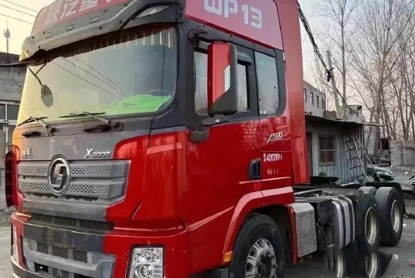 Trailer Traktor Bekas Kabin Atap Tinggi Mesin Weichai 500hp 6 × 4 Truk Traktor SHACMAN D'LONG X3000
