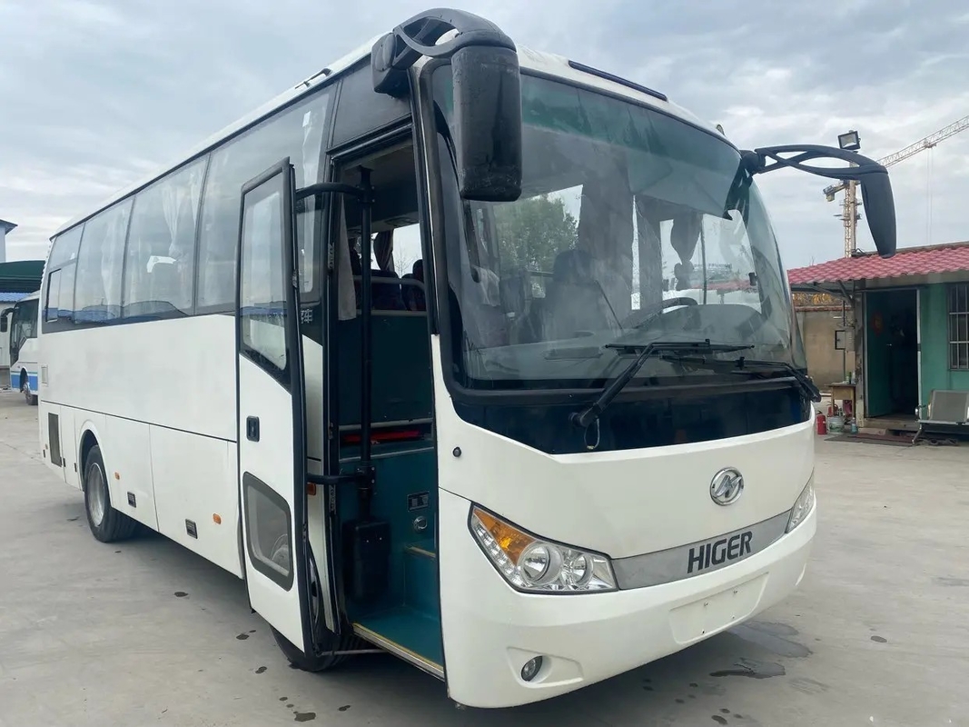 Bus Penumpang Bekas 30 Kursi Penyegel Jendela Mesin Yuchai 2 + 2 Tata Letak Kursi AC Digunakan Higer KLQ6755