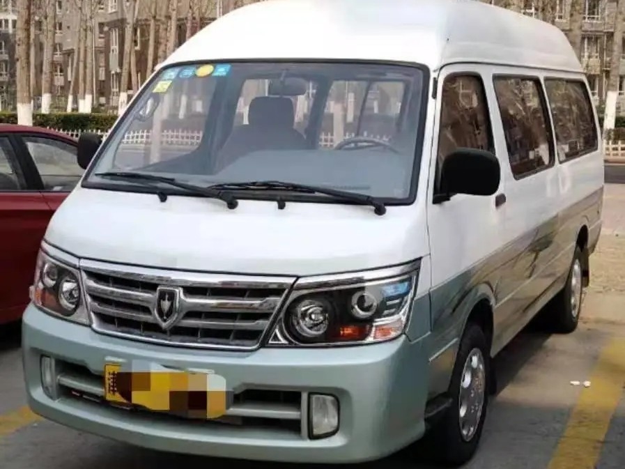 Pelatih Mini Bekas Atap Tinggi 14 Kursi JINBEI Big Hiace Sliding Window Air Conditioner 2nd Hand Minibus SY6548