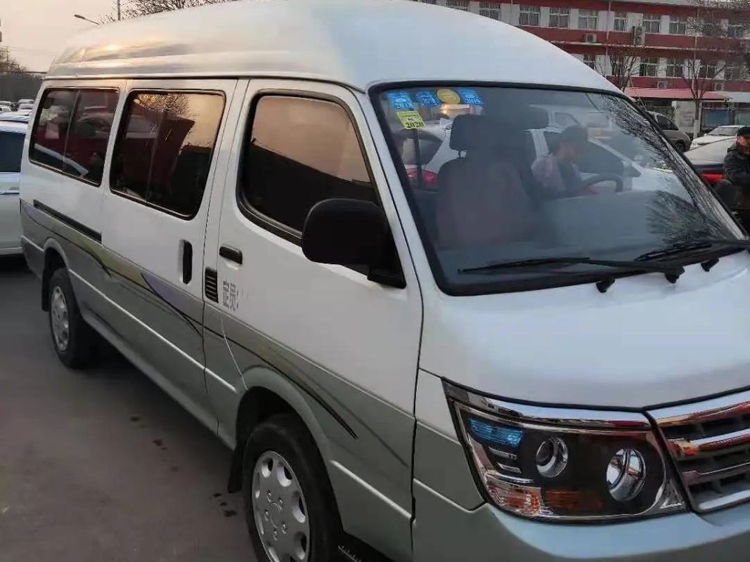 Pelatih Mini Bekas Atap Tinggi 14 Kursi JINBEI Big Hiace Sliding Window Air Conditioner 2nd Hand Minibus SY6548
