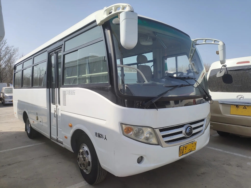 Pintu Lipat Bus Pendek Bekas 26 Kursi Jendela Geser Mesin Depan 7 Meter Second Hand Bus Tong Muda ZK6720D