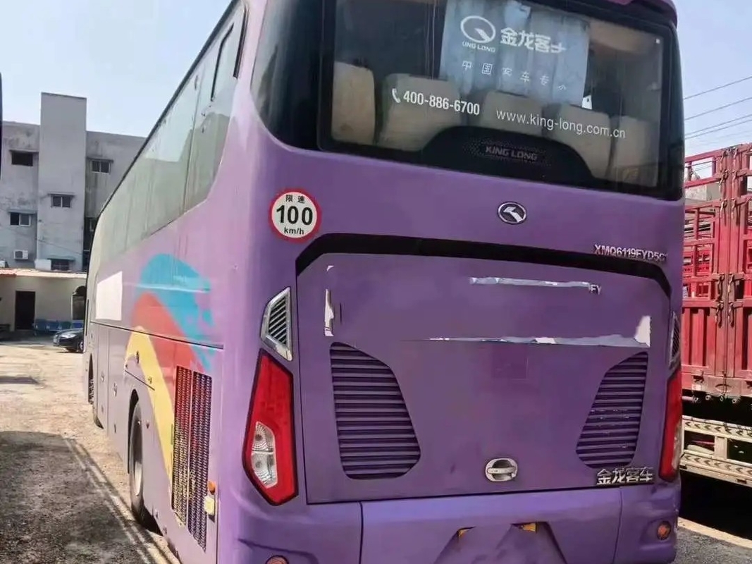 Bus Wisata Bekas Weichai Engine Airbag Suspension 54 Kursi AC Pintu Tunggal Kinglong XMQ6119