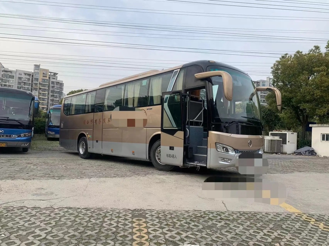 Bus Pelatih Bekas 90% Baru 48 Kursi 2nd Hand Drive Golden Dragon XML6112 Mesin Weichai 100km / H