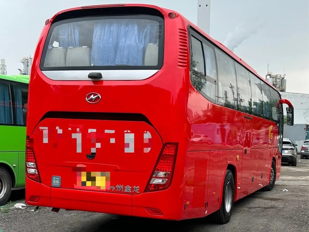 Bus Komersial Bekas 49 Kursi Kompartemen Bagasi 2 Pintu Penyegelan Jendela Dengan A / C 2nd Hand Higer KLQ6112