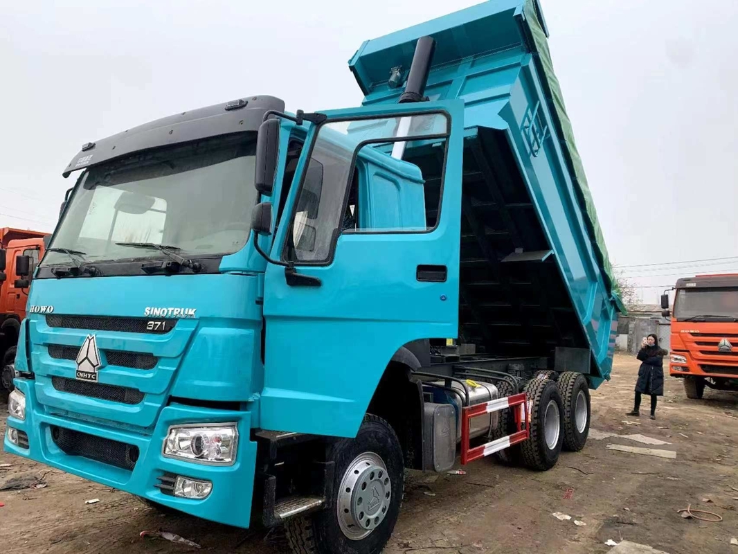 Truk Tugas Berat Bekas Warna Khusus 6×4 Mode Berkendara Tangan Kiri/ Kanan 13 Ton Beban Berat Transportasi Tambang