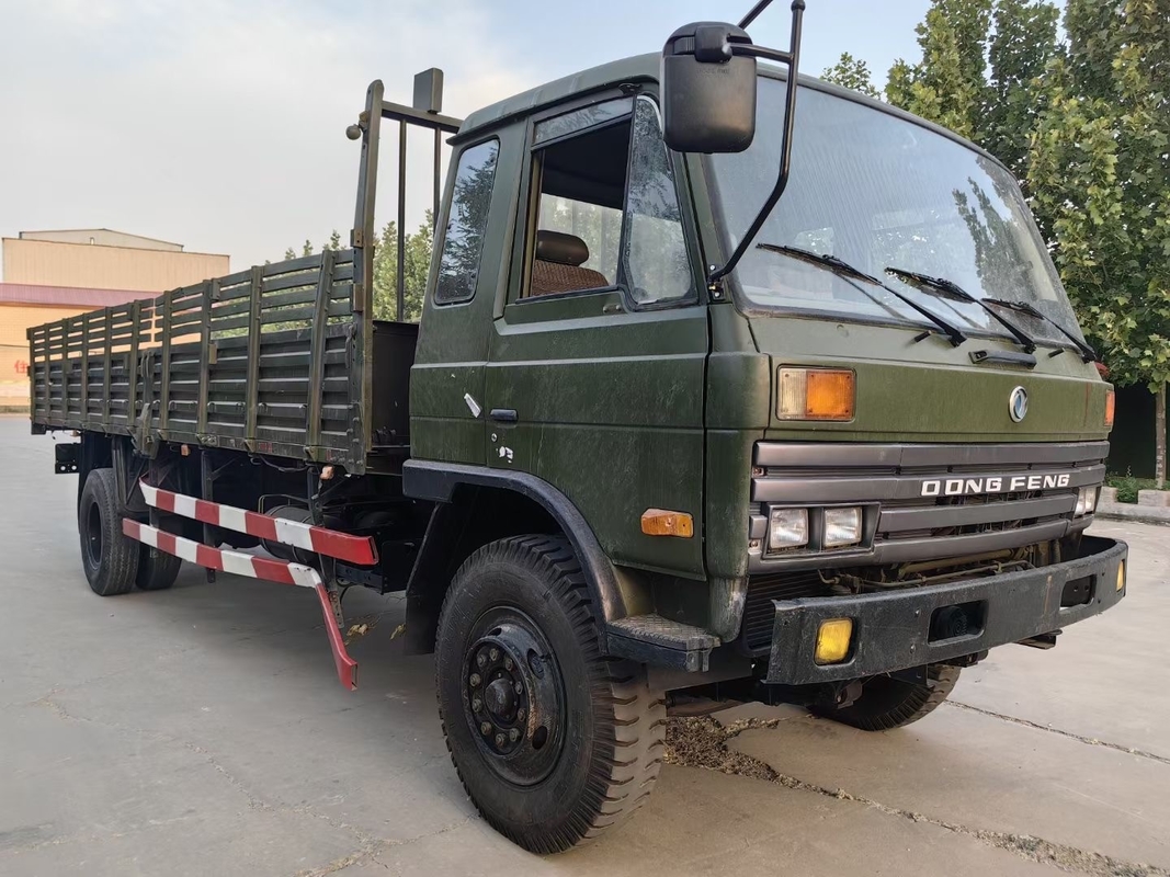 Truk Ringan Bekas Mesin Cummins 4 × 2 Mode Drive LHD / RHD Truk Kargo Donfeng Bekas 6,8 Ton Berat Curb