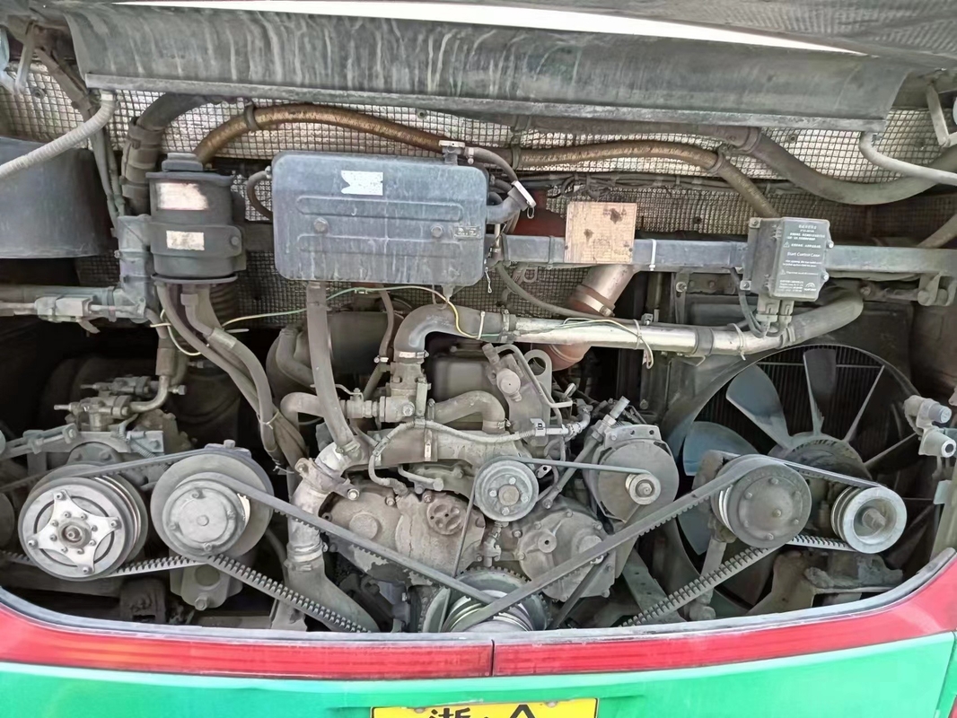 Digunakan Bus Pendek 9 Meter Mesin Langka 39 Kursi Penyegelan Jendela LHD/RHD Rak Bagasi Youngtong ZK6908