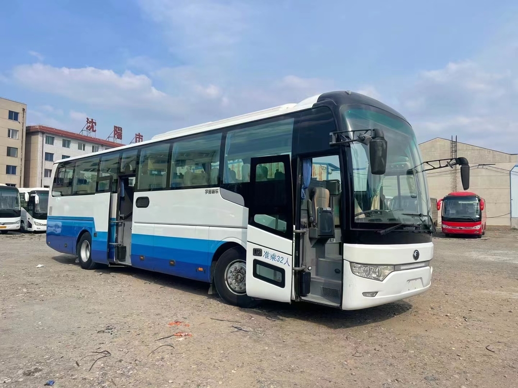 Bus Perjalanan Bekas 32 Kursi Mesin Weichai 336hp Pintu Tengah Rak Bagasi LHD/RHD 2nd Hand Yutong Bus ZK6122
