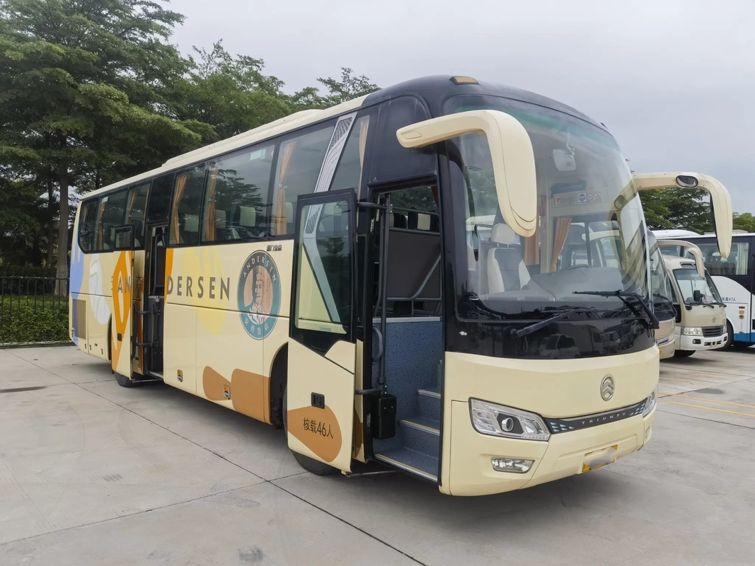 Transmisi Manual Bus Mewah Bekas 46 Kursi Kompartemen Bagasi 2018 Tahun A / C Golden Dragon XML6102