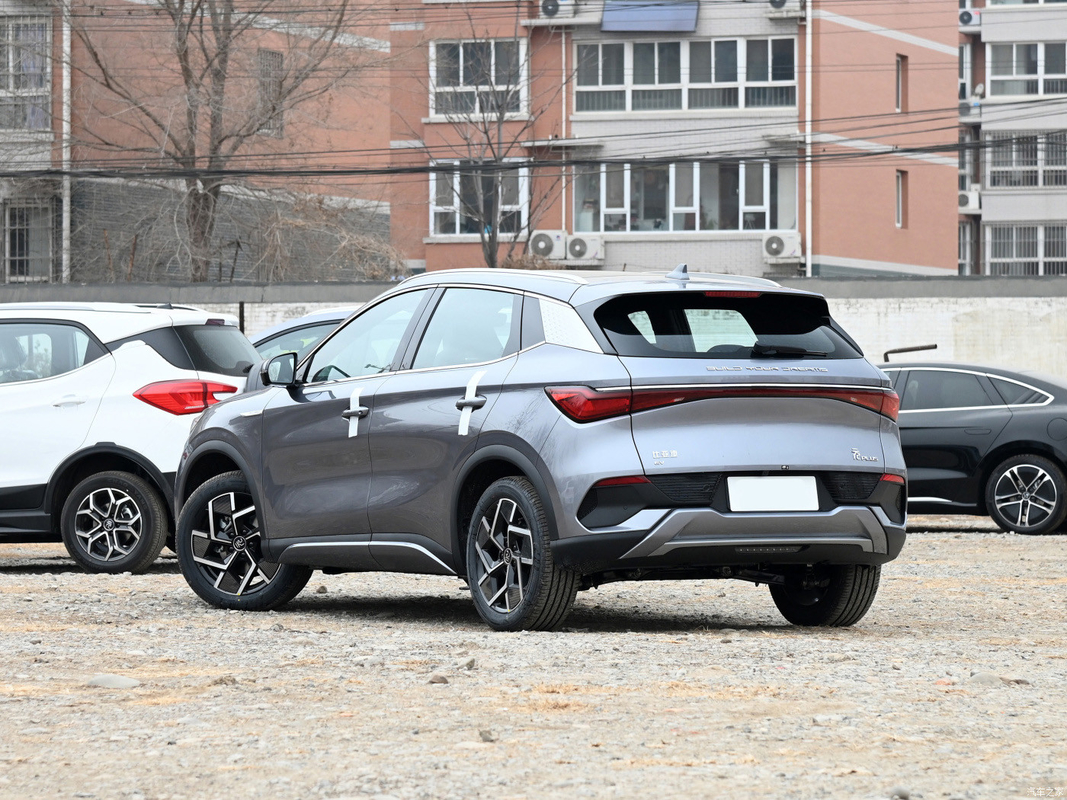 Penggunaan Energi Baru Kendaraan Blade Listrik BYD Yuan 2020 Flagship Model 510km SUV Sport