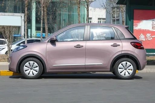 Kendaraan Energi Baru Ute Wuling Bingo 203KM 2023 Model 5 Kursi 4 Meter Panjang