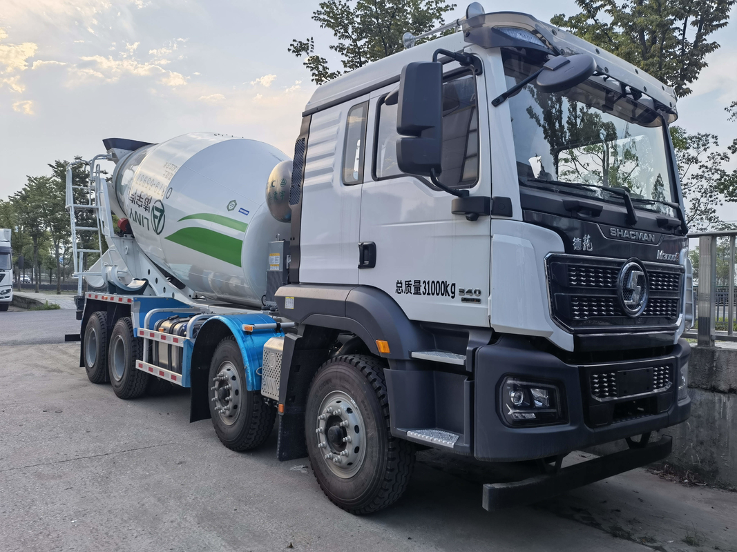 Truk berat bekas 8*4 Drive Mode Shacman Truk pengaduk beton 12 Kubik