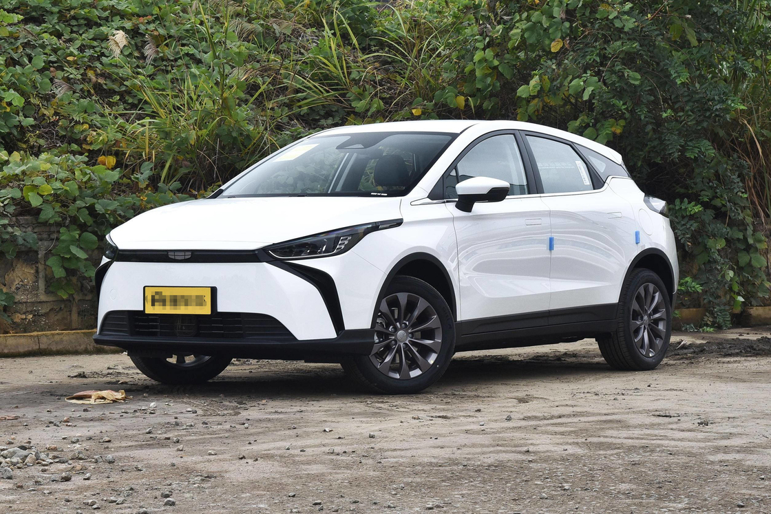 Mobil Listrik Baru Geely Atlas M6 Model 5 Kursi 450km Jarak Panjang Daya Baterai