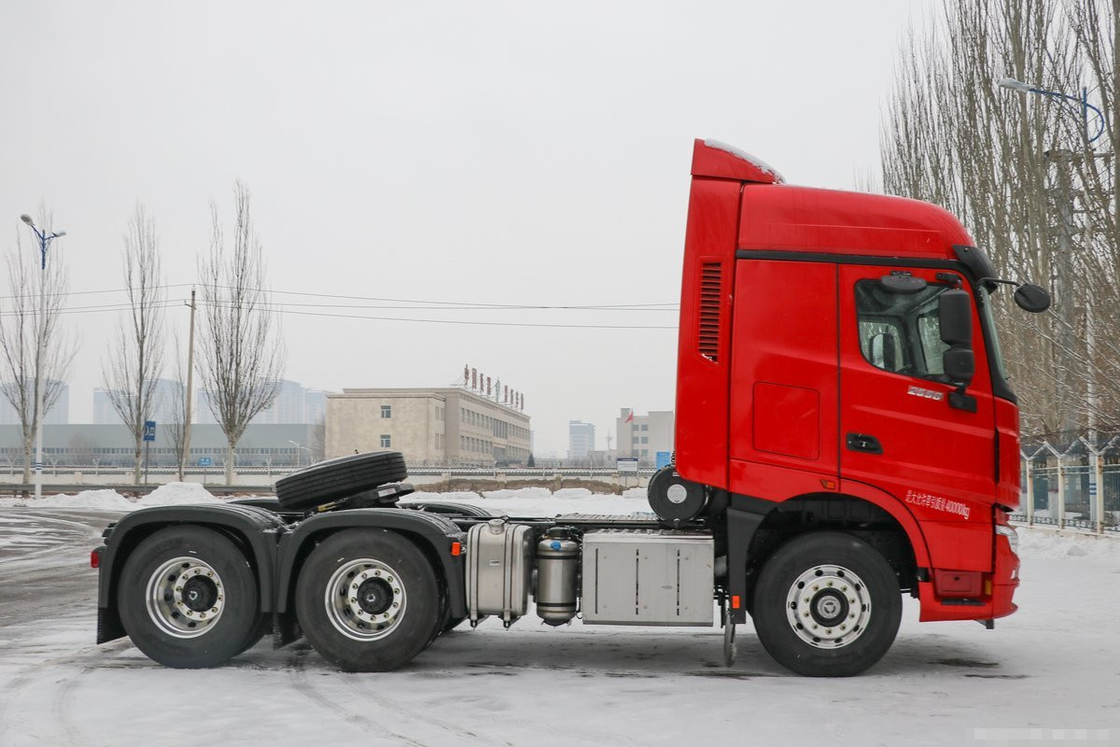 6*4 Drive Model Second Hand Truck Trailer Beiben Traktor Kepala 560hp Amt 10 Roda