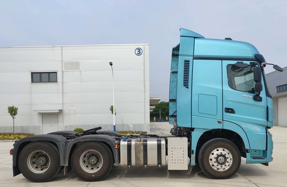 Zf Gearbox Amt 560hp bekas truk minyak bahan bakar Beiben kepala kuda 6 * 4 Drive Mode 3 poros