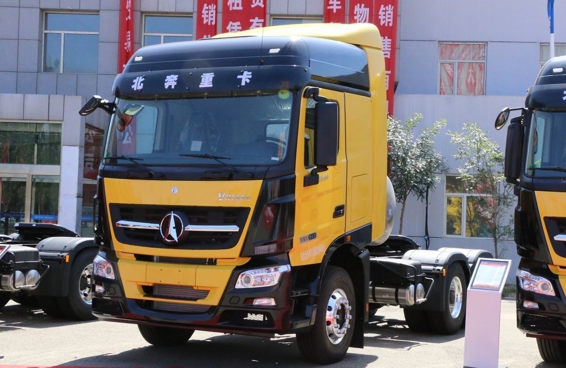 LNG Weichai Mesin 460hp Truk transportasi bekas Beiben Traktor kuda 6x4 EURO 6