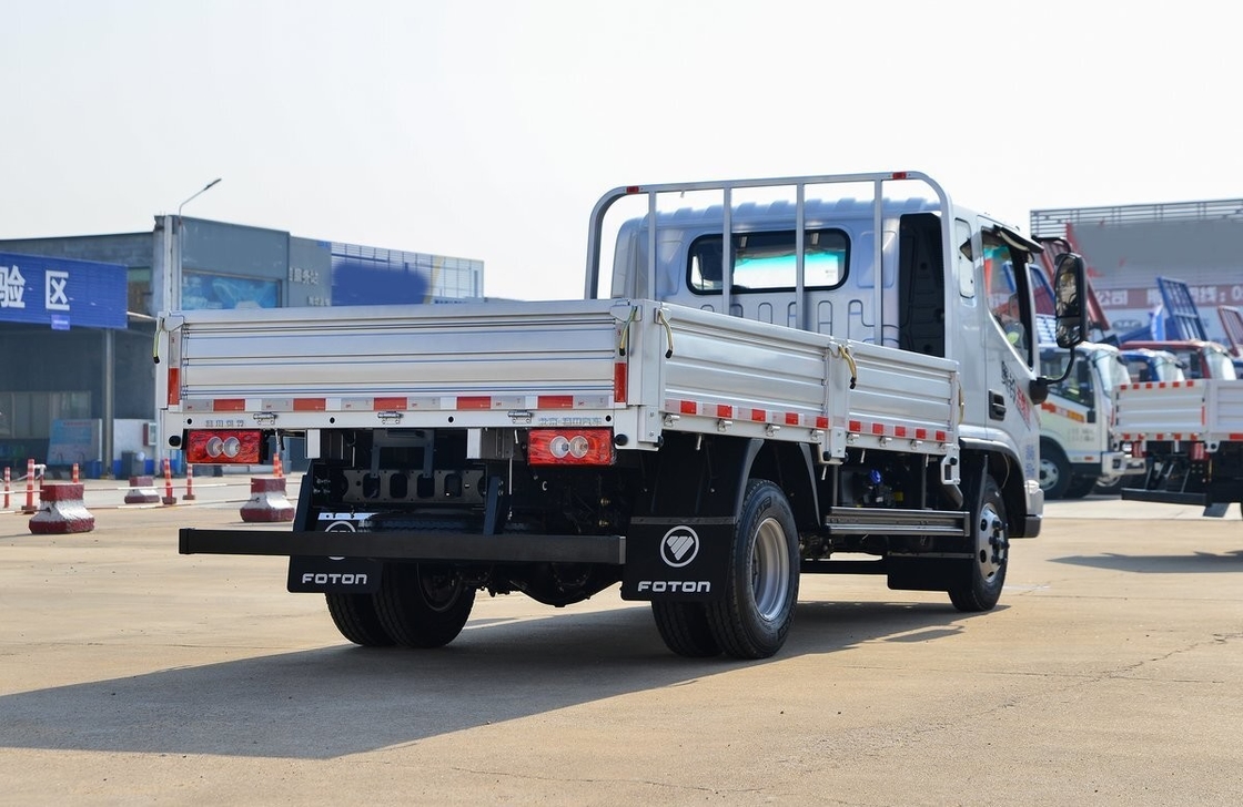 Foton Light Truck Truk komersial bekas 4*2 Drive Mode 158hp AMT Diesel