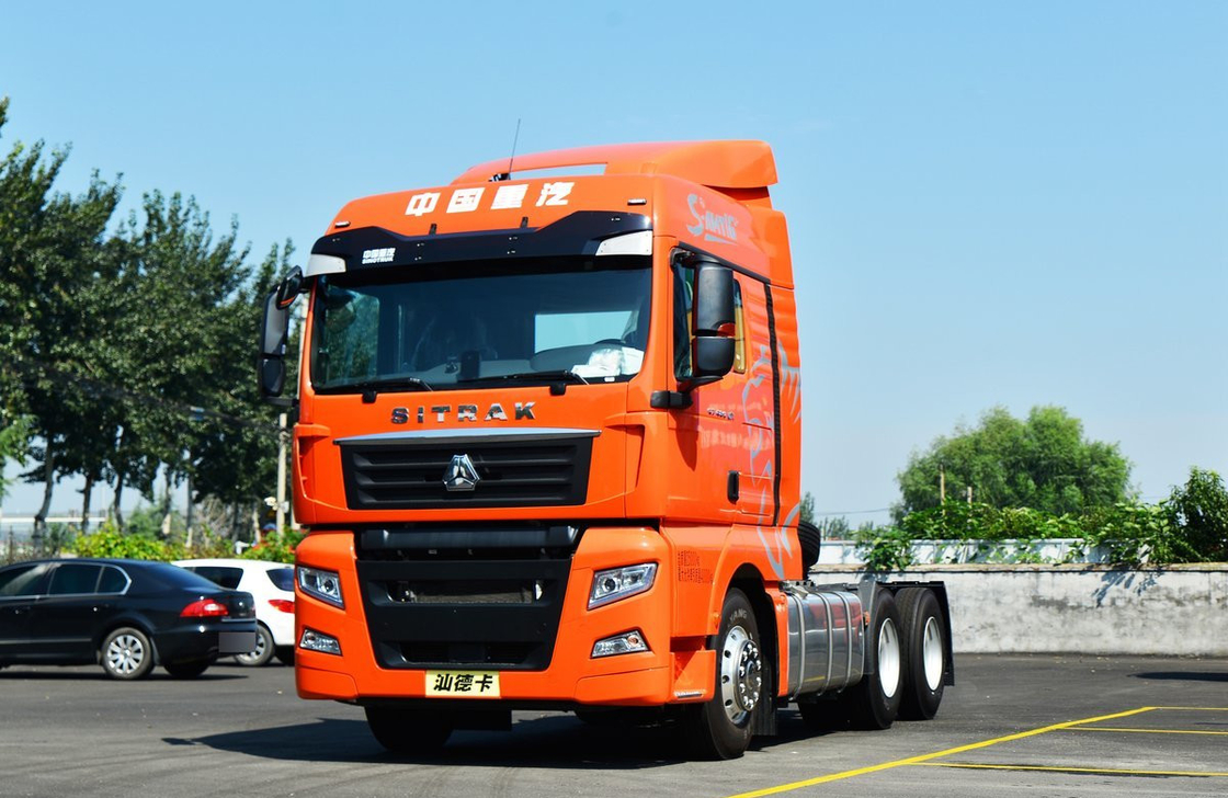 Traktor Truk 6*4 Heavy Duty Sinotruck SITRAK G7 atap tinggi 480hp AMT Leaf Spring