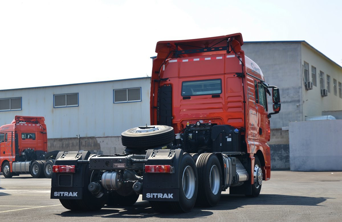 Traktor Truk 6*4 Heavy Duty Sinotruck SITRAK G7 atap tinggi 480hp AMT Leaf Spring