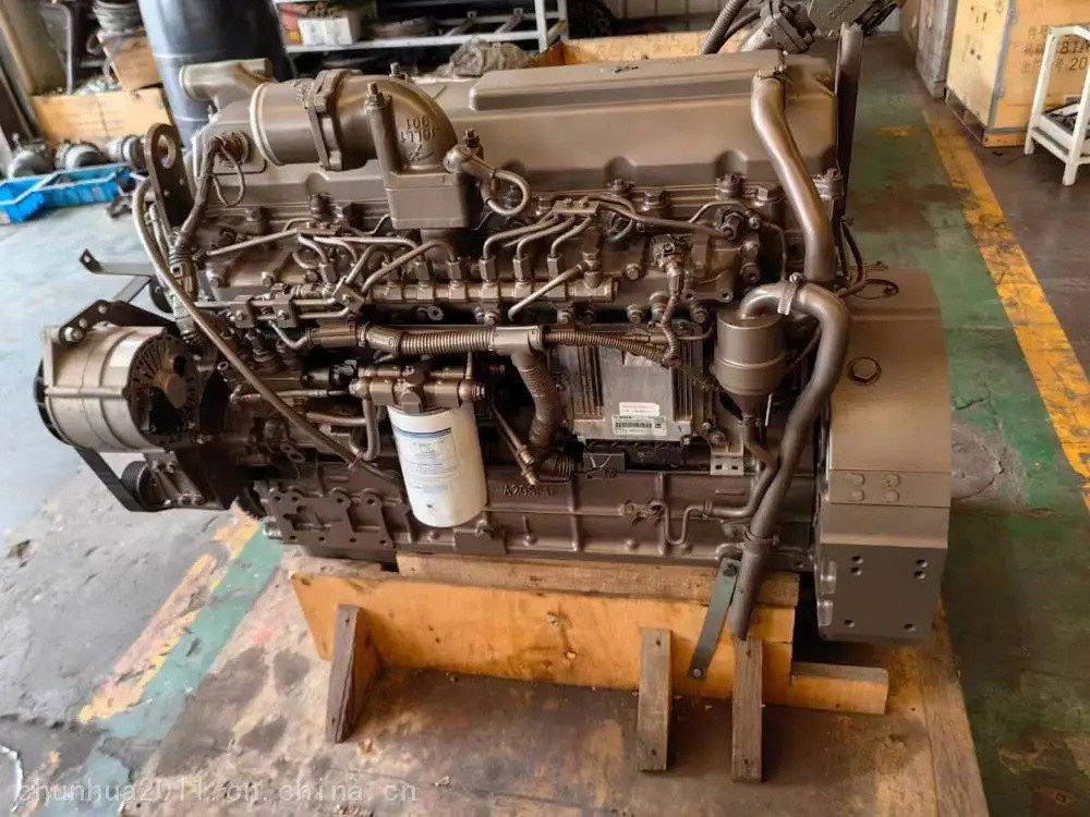 Bus bekas suku cadang YuChai6L260-42 Mesin Euro 4 Diesel 260 tenaga kuda maksimum