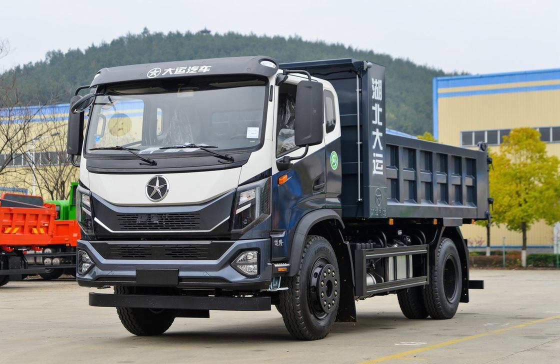 Truk Pengeboran Untuk Dijual Yuchai Mesin 180hp Dayun 4 * 2 Tipper 6 Ban Standar Kabin