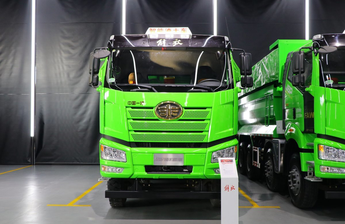 Truk bekas Tipper Dijual 12 Ban FAW J6P Truk dump CNG 460hp Kabin atap datar