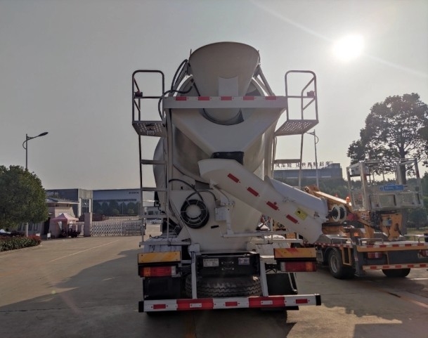baru dan bekas semen truk dipasang beton mixer pompa 16cbm truk untuk dijual