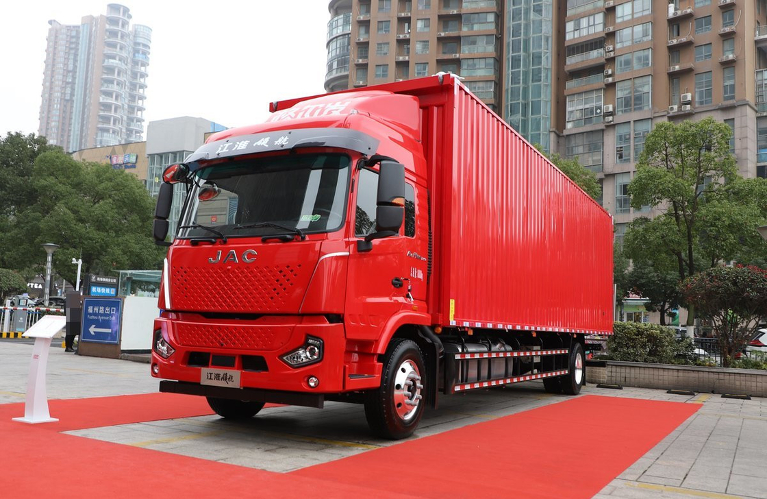 Truk bekas Kargo Wingspan Type Box JAC Truk truk* 4*2 Ban belakang ganda 3 kursi