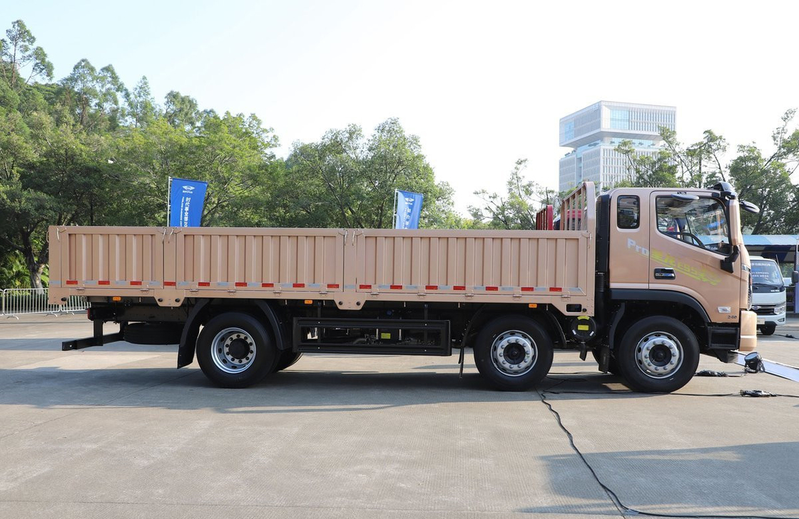 Truk kargo Cina bekas Foton Truk truk warna emas 6 * 2 Kotak datar memuat 18 ton