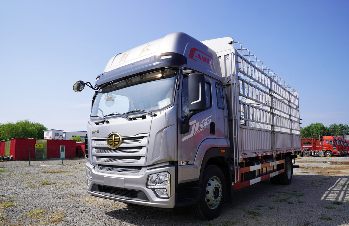 Truk Kargo Ringan Digunakan Fast Gearbox AMT 4*2 Drive Mode Fence Box High Roof Cab