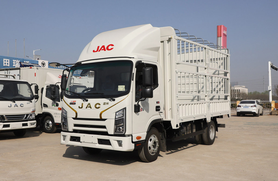Truk kargo bekas dari Cina JAC S6 Model 4 * 2 Truk ringan Cummins Mesin 160hp