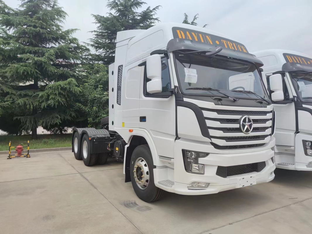 Traktor Truk 6x4 Dayun Prime Mover CNG Jarak jelajah 800km Euro 3 Emisi 400hp