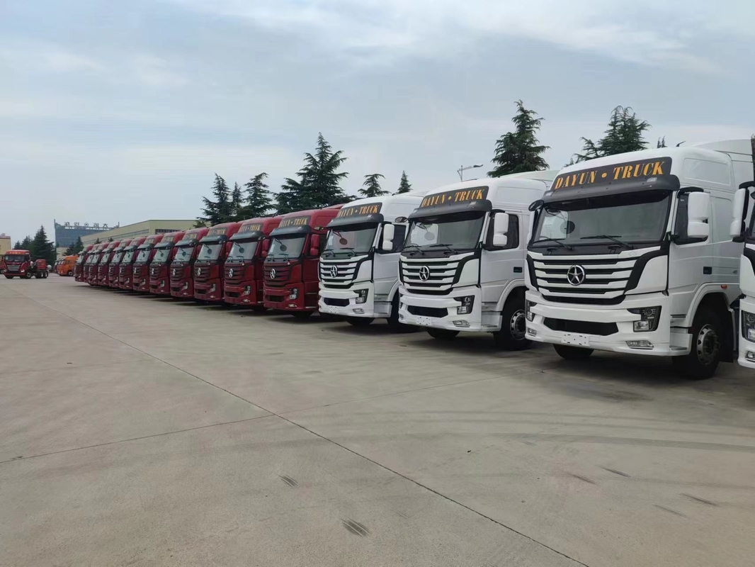 Traktor Truk 6x4 Dayun Prime Mover CNG Jarak jelajah 800km Euro 3 Emisi 400hp
