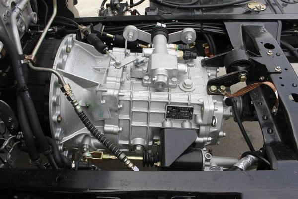 Bus yang dapat diandalkan suku cadang Yutong Bus ZK6120H Gearbox FAST Transmission 6DS-148 presisi tinggi
