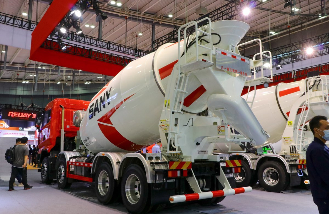 Truk Pengangkutan Beton 8×4 Sany Mixer 8 Kubik Hino Mesin 307hp 12 kecepatan Transmisi