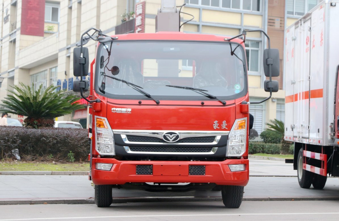 Truk kecil dipasang derek angkat 4 ton 8-speed manual transmisi Howo 4 * 2 Drive Mode