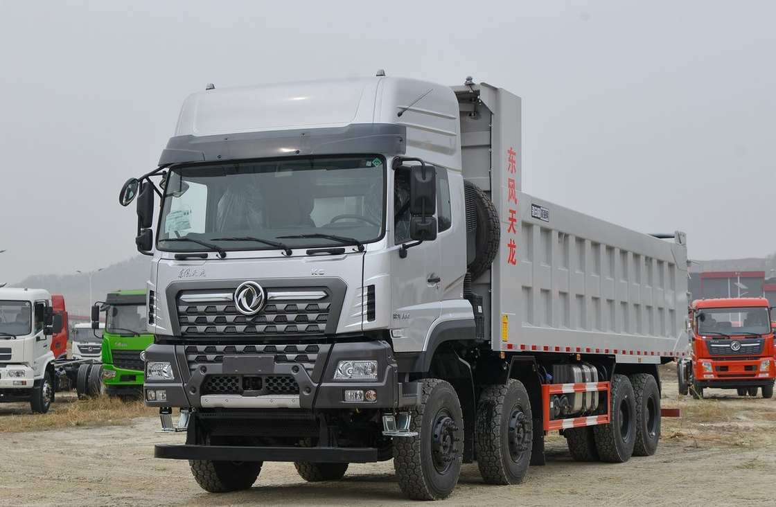 Pengendara Truk Pengeboran Untuk Dijual Dongfeng 8×4 Tipper 600hp Cummins Mesin 6 Silinder Manual
