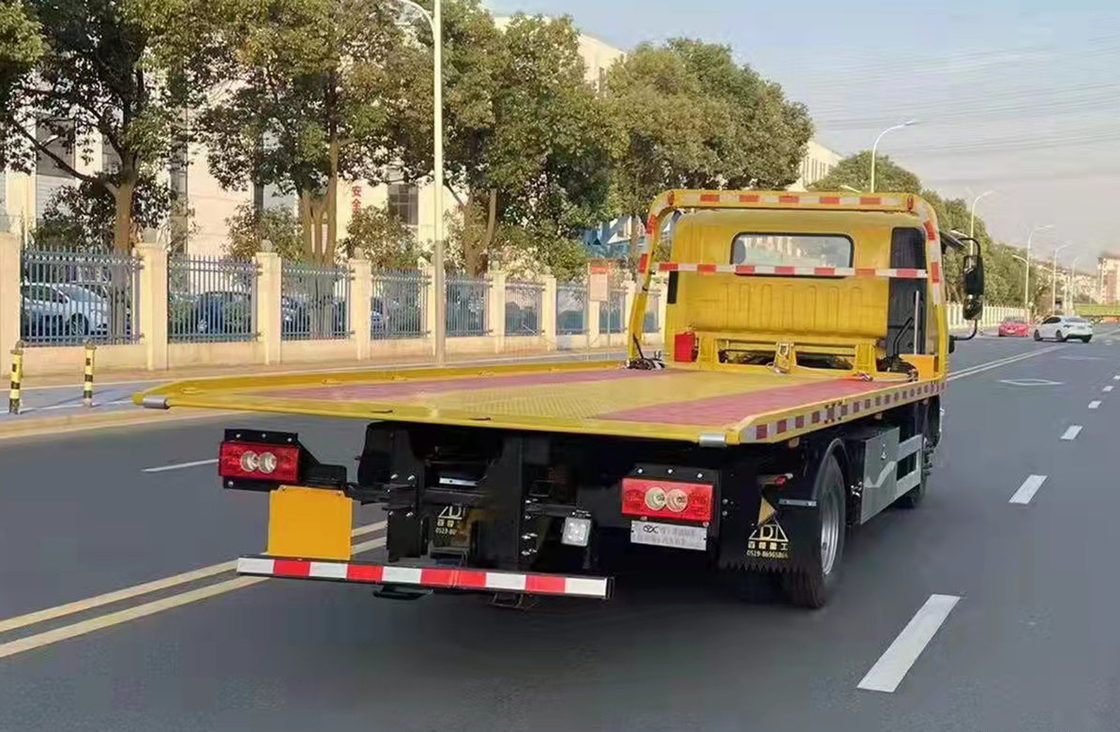 Truk Wrecker Baru Foton 4 * 2 Truk Tarik 3800mm Wheelbase 3 Ton Kapasitas Pemuatan