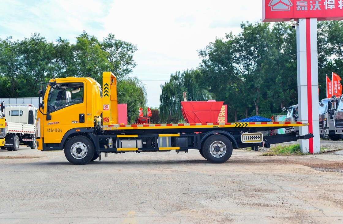 Flat Bed Car Trailer Trucks Howo 4*2 Truk Tarik Kecil Kabin Tunggal Pemuatan 2 Ton LHD/RHD