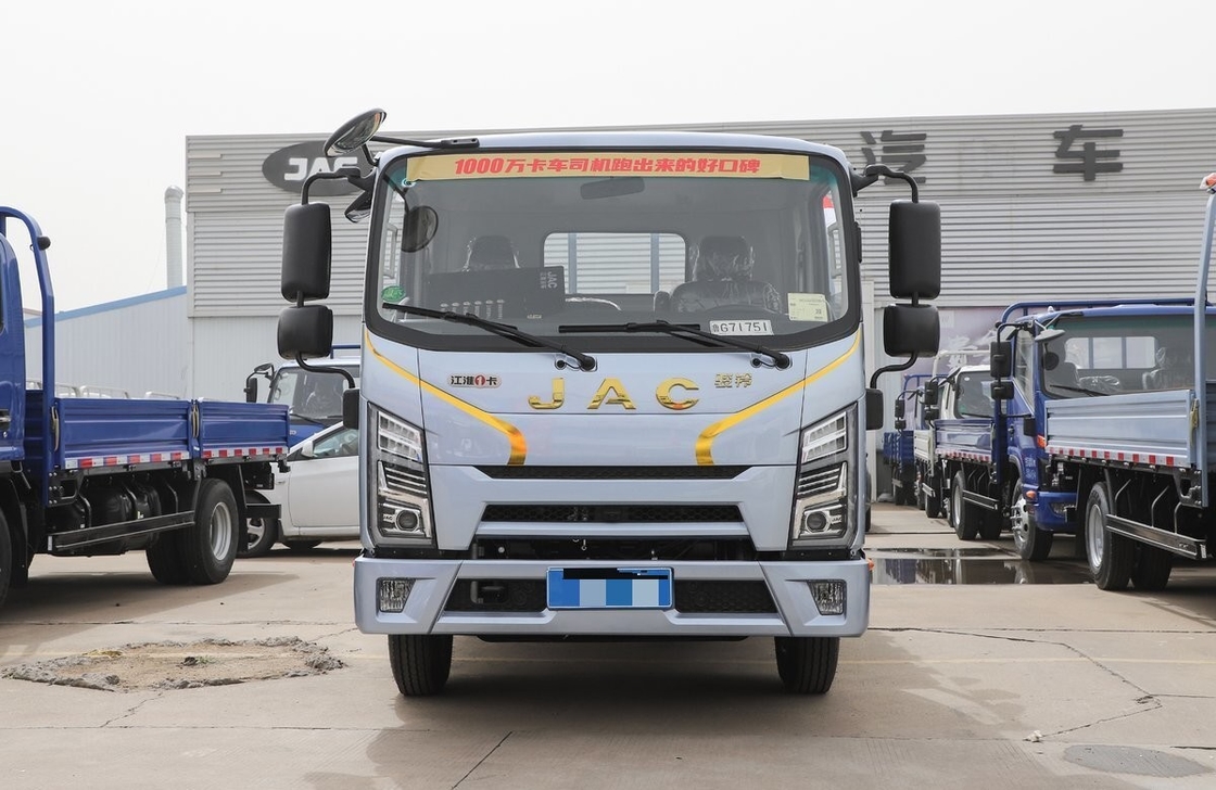 Box Cargo Truck JAC 4*2 Light Truck Flat Bed 6 Wheels Single Axle 4 Meter Box Panjang